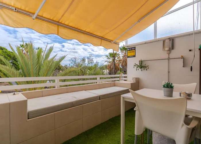 Lemonloft Wifi & Pool アパート コスタ・デル・シレンチオ